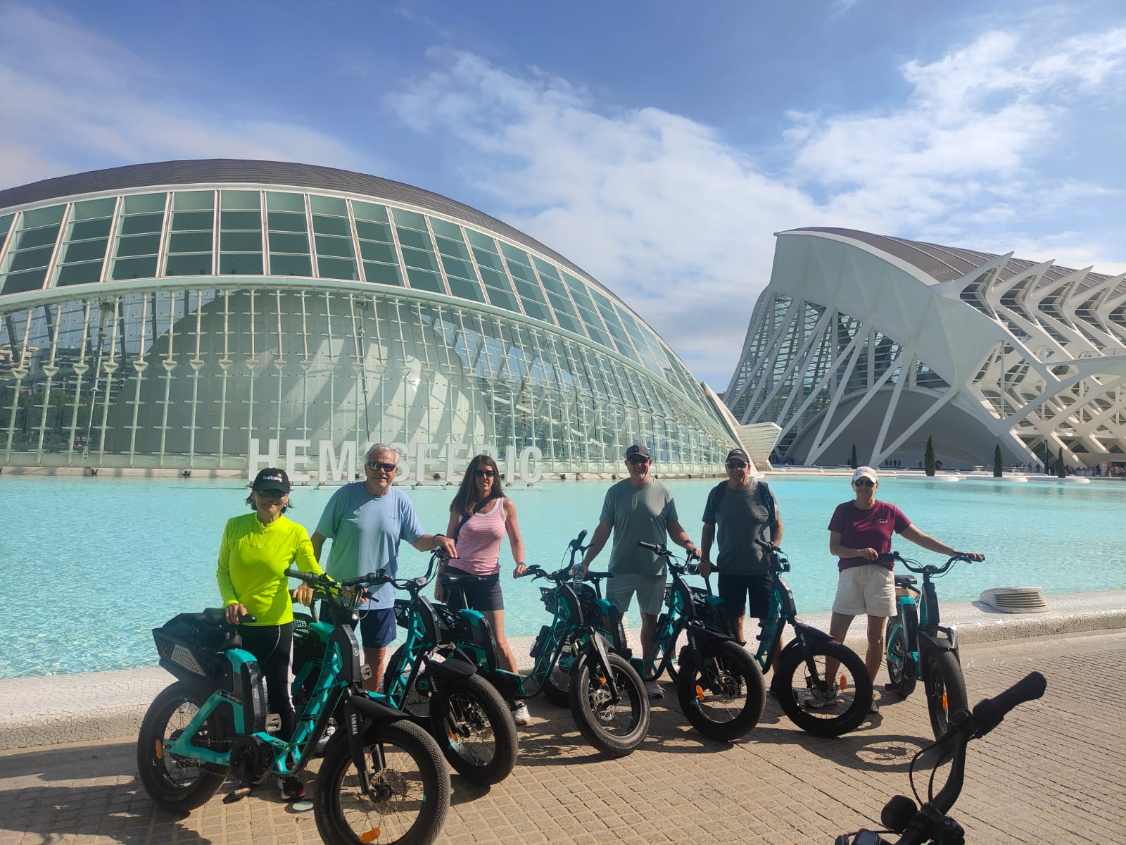 Valencia e-bike tour along Turia Park and beaches